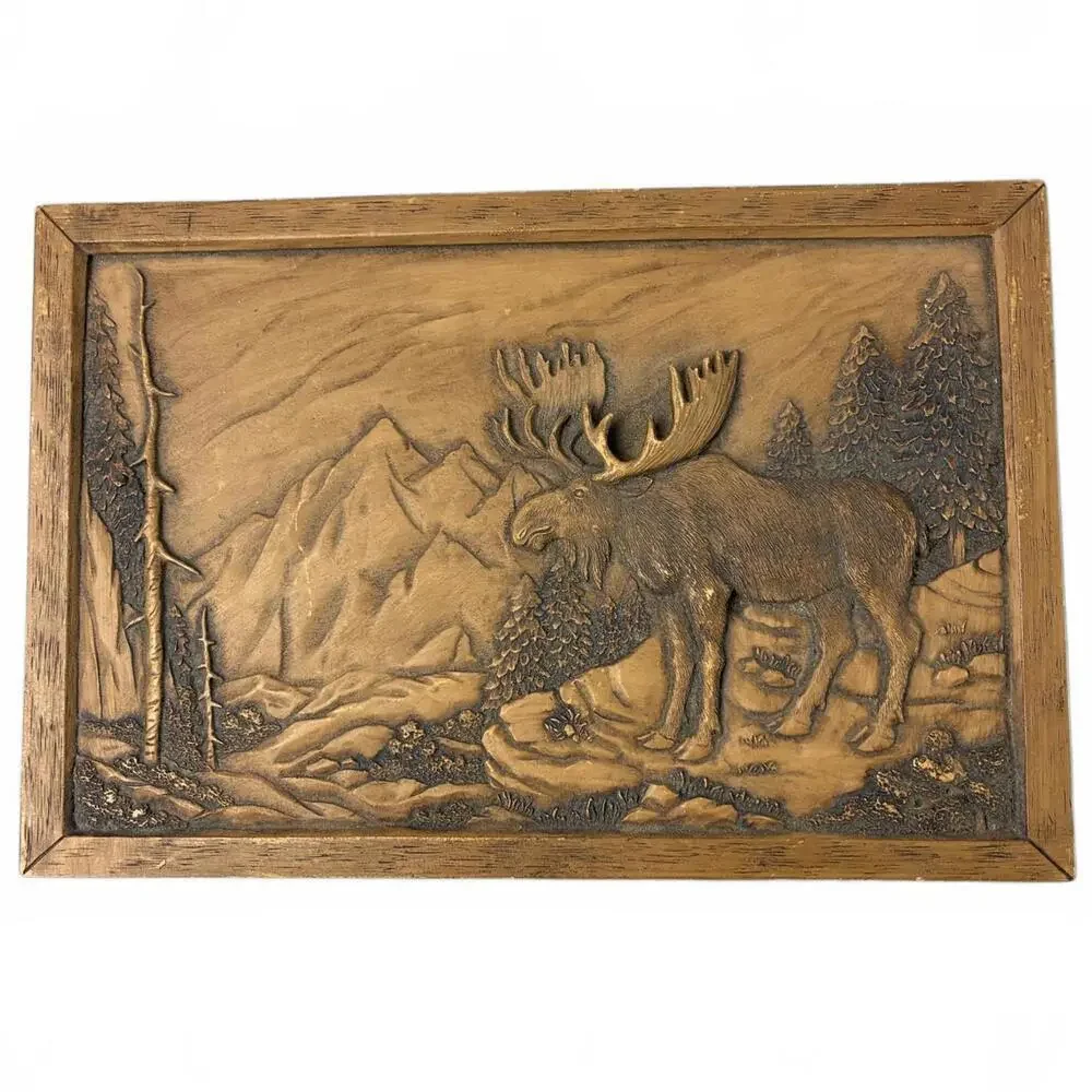 Vintage Highly Detailed Resin Moose Cabincore Keepsake Jewelry Box